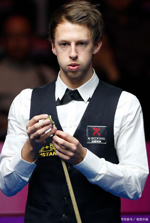 在主场比赛 在主场比赛