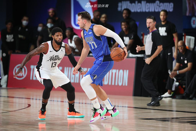 围因恩波利 围因恩波利