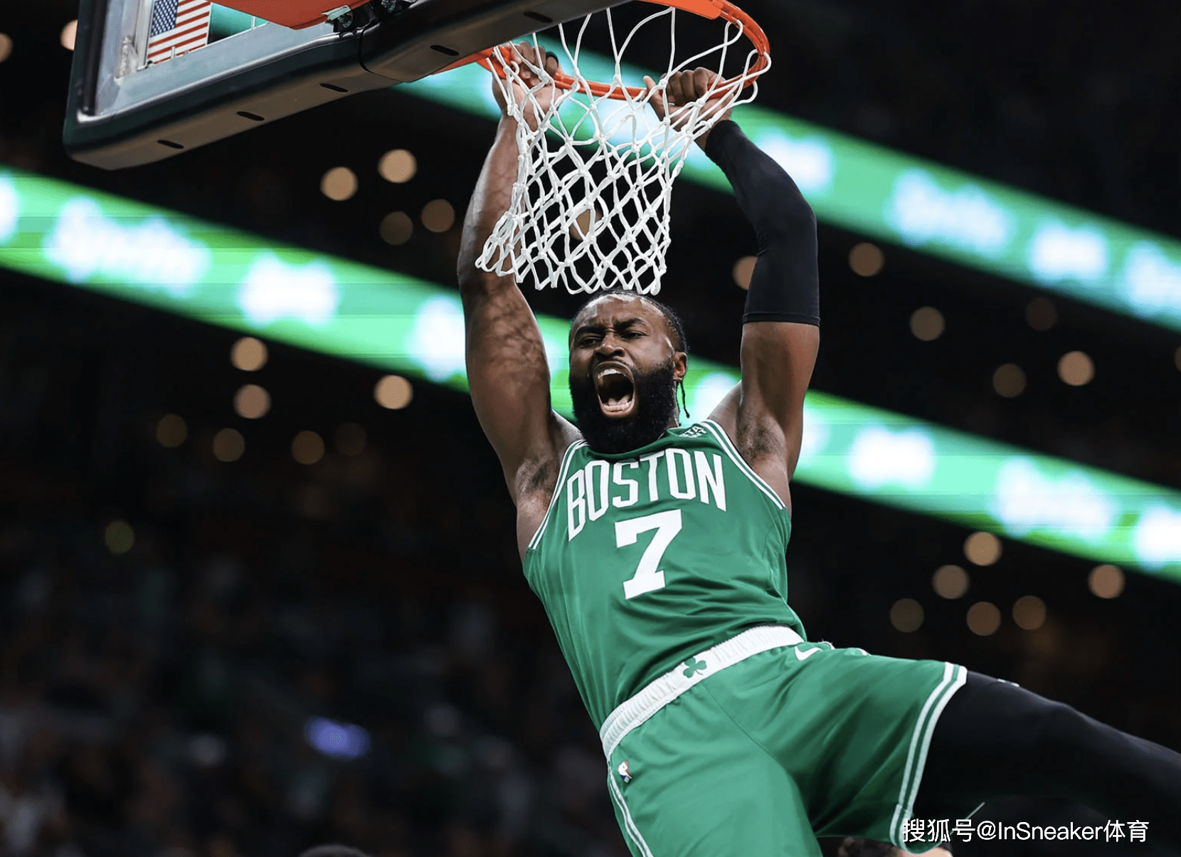 参赛球员必 参赛球员必