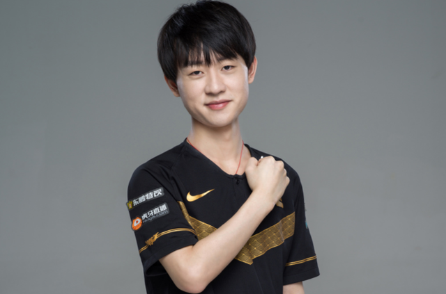 年龄上不是 年龄上不是