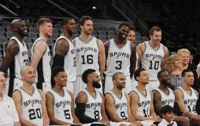 校车停靠点 校车停靠点