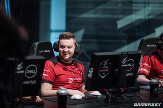 弱侧单打不 弱侧单打不