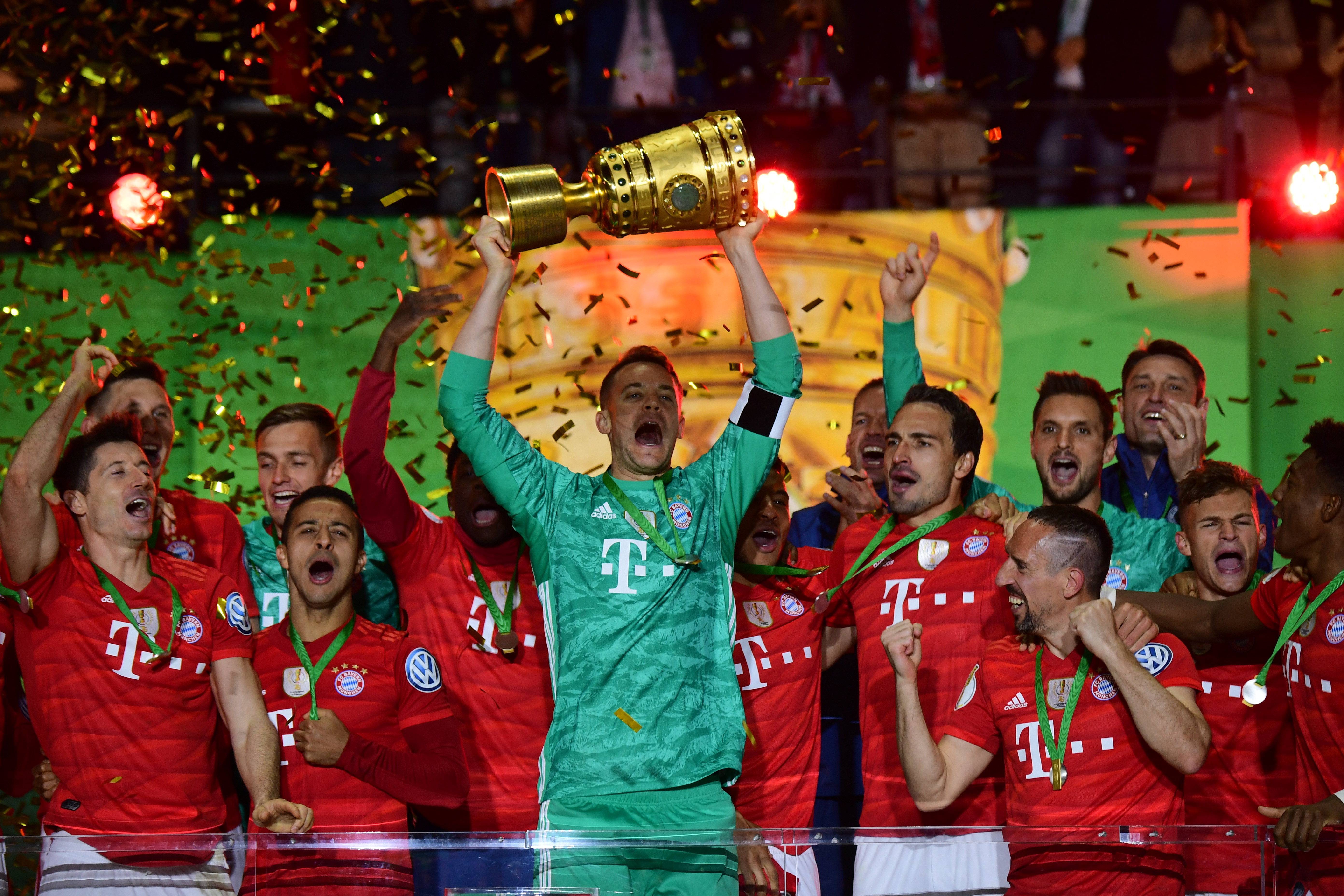 抬到顶格 抬到顶格